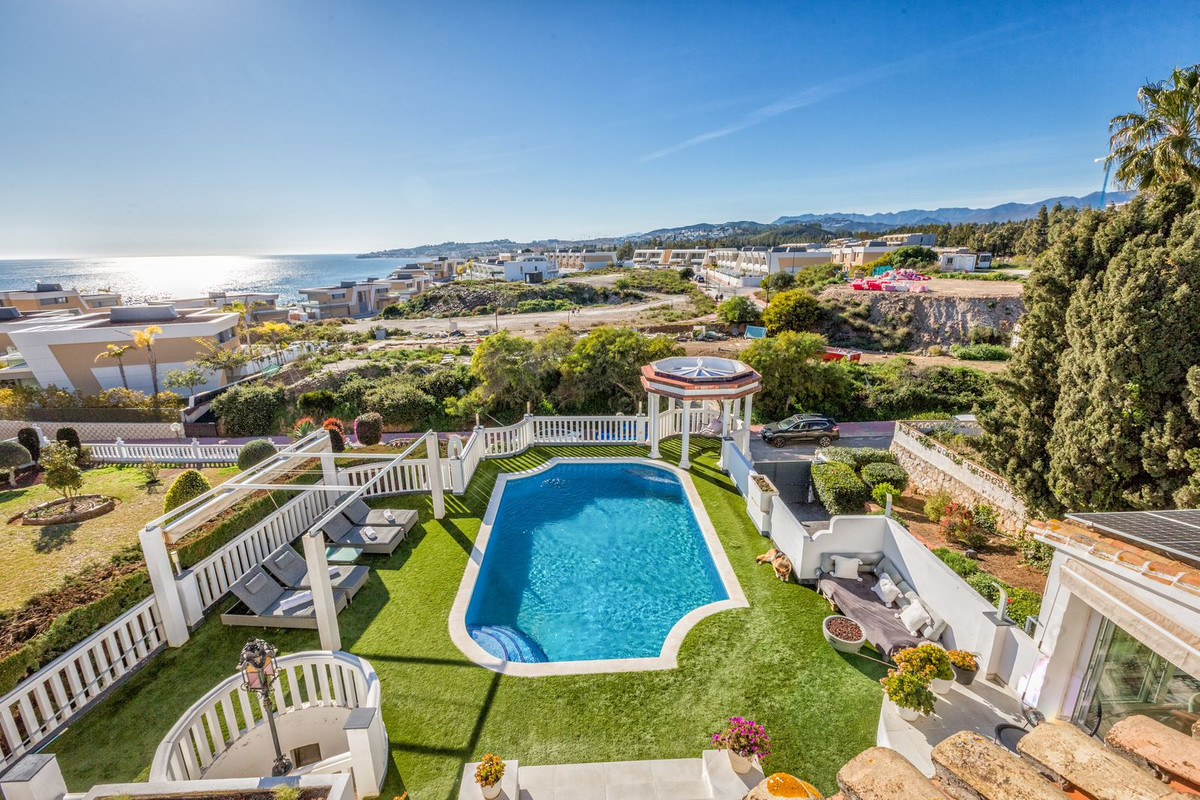 5 Bedroom Villa in Mijas - Photo 42
