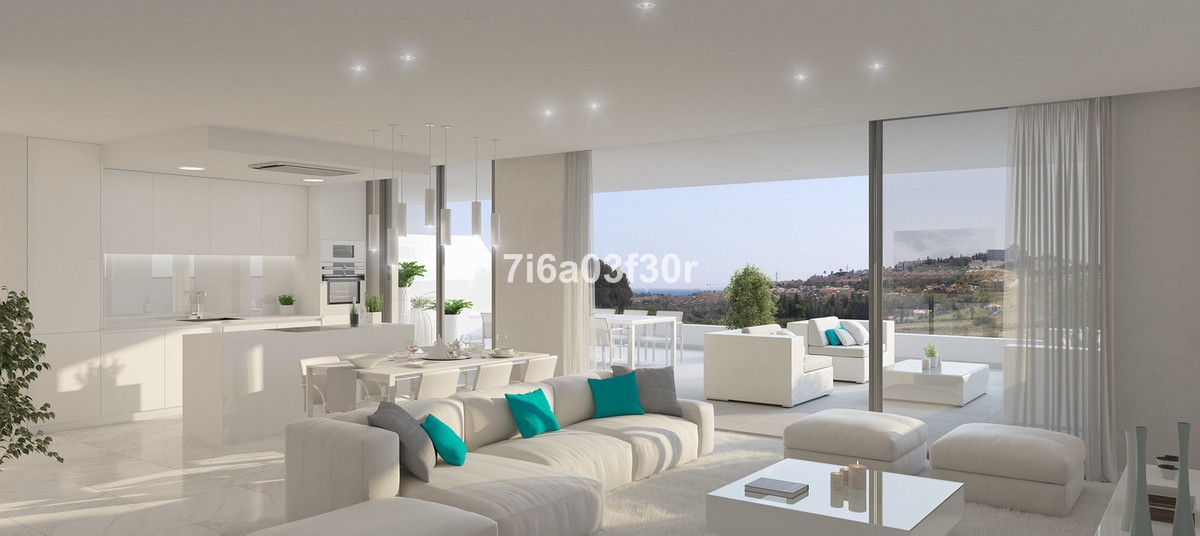 4 Bedroom Apartment in Estepona - Photo 6