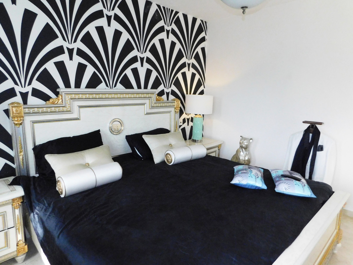3 Bedroom Penthouse in San Pedro de Alcántara - Photo 18