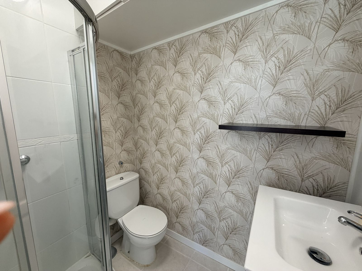 2 Bedroom Apartment in Benahavís - Foto 14