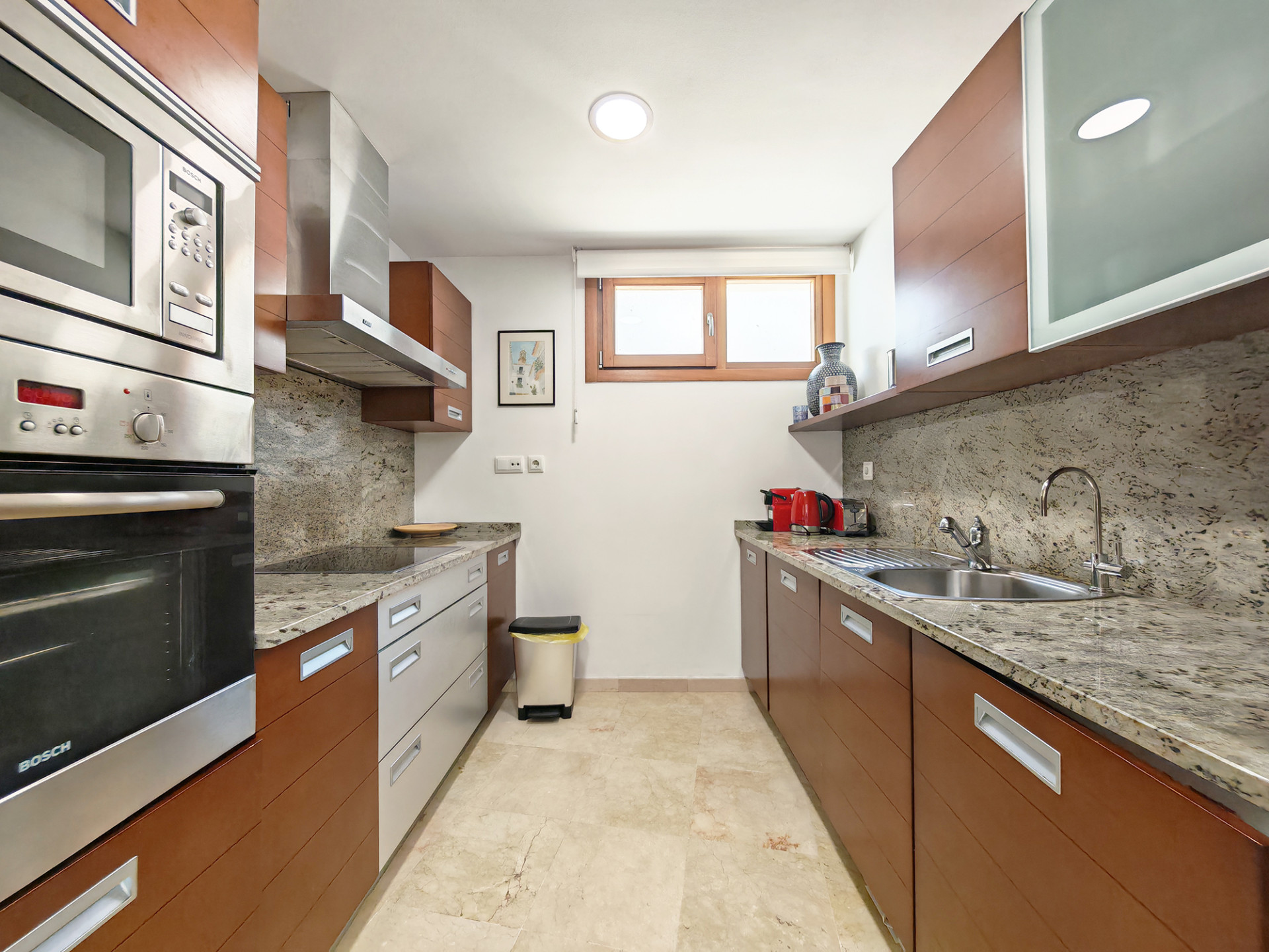 3 Bedroom Apartment in Marbella - Photo 7