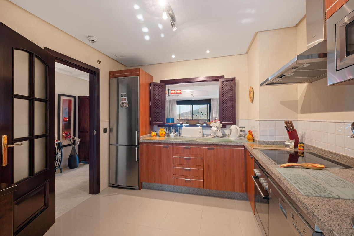 2 Bedroom Apartment in Marbella - Foto 14