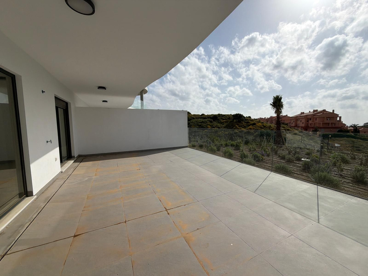2 Bedroom Apartment in Mijas - Photo 16