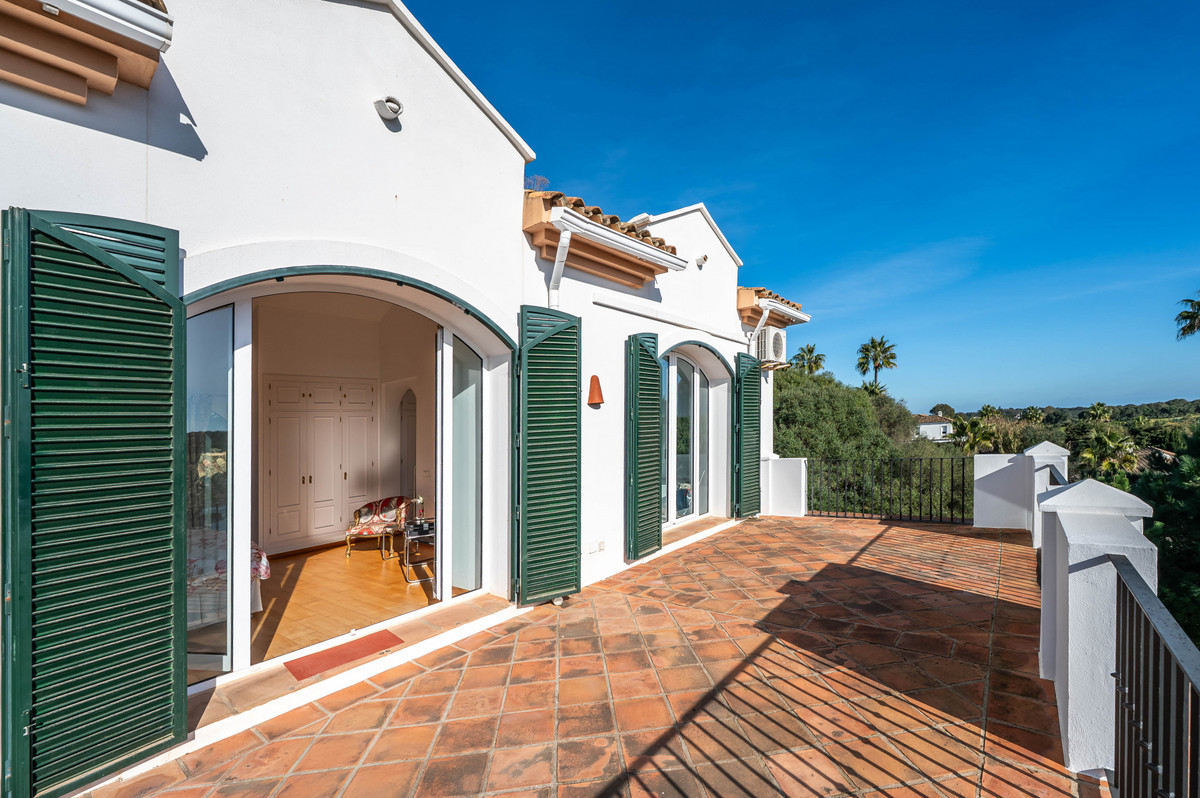 6 Bedroom Villa in Sotogrande - Photo 21