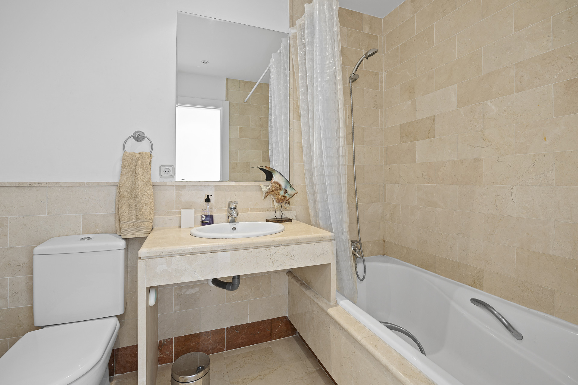 4 Bedroom Apartment in Marbella - Foto 15