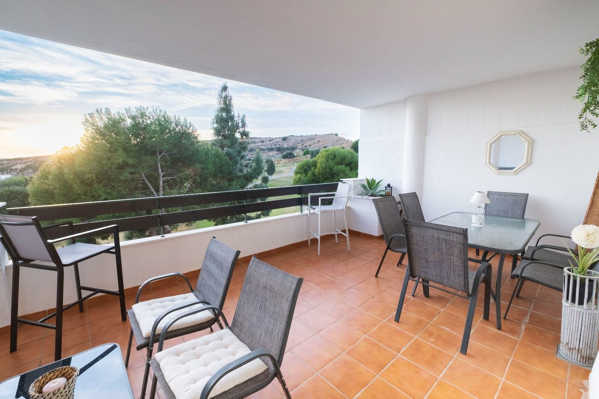 3 Bedroom Apartment in Casares - Photo 5