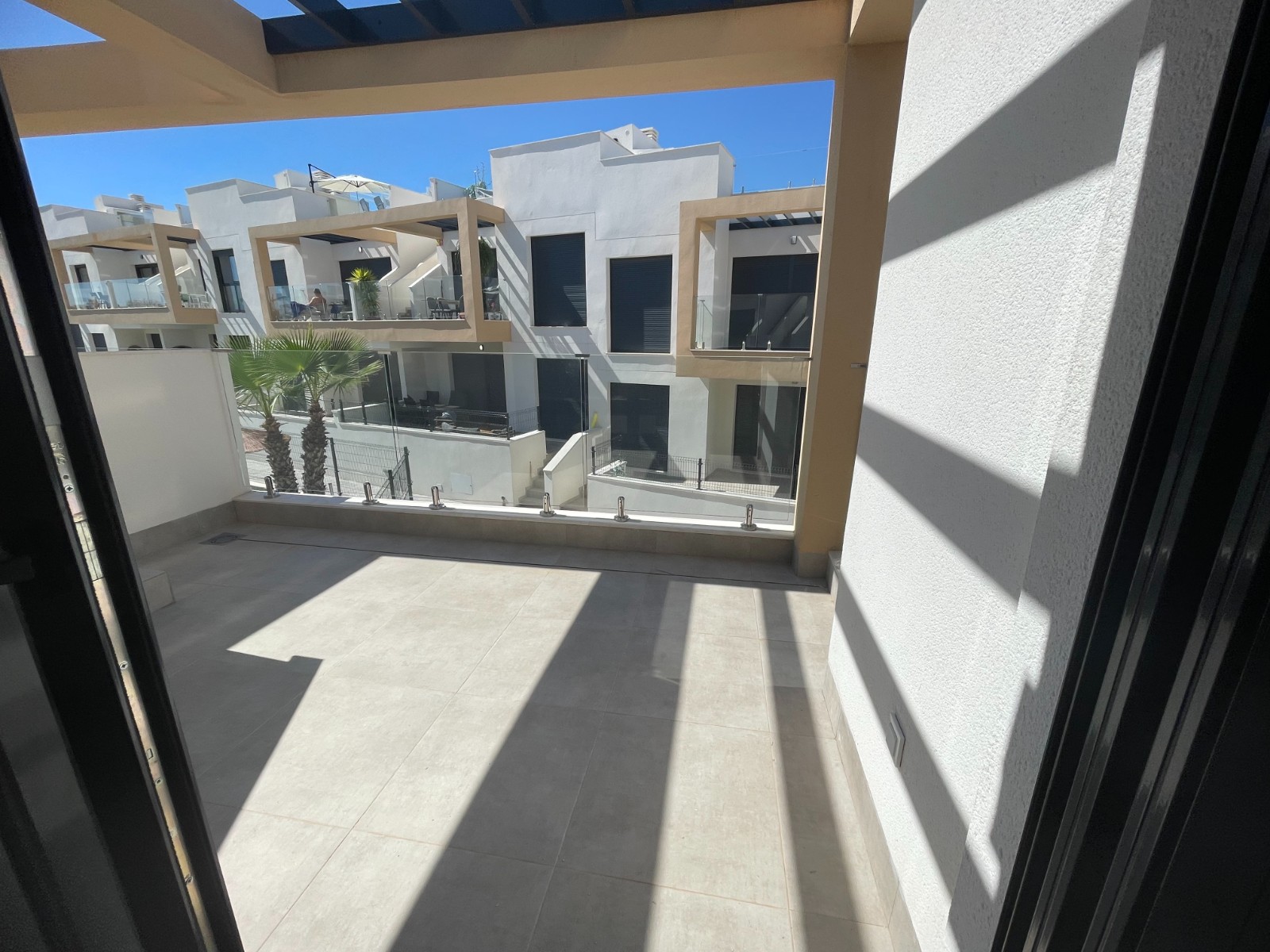 Apartamento com 2 quartos com piscina em Alicante, Espanha – Foto 15
