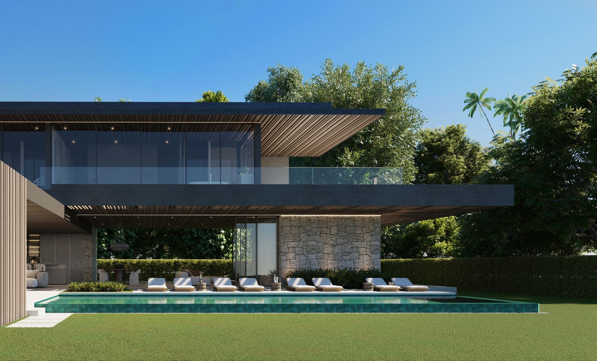 Villa in Nueva Andalucia