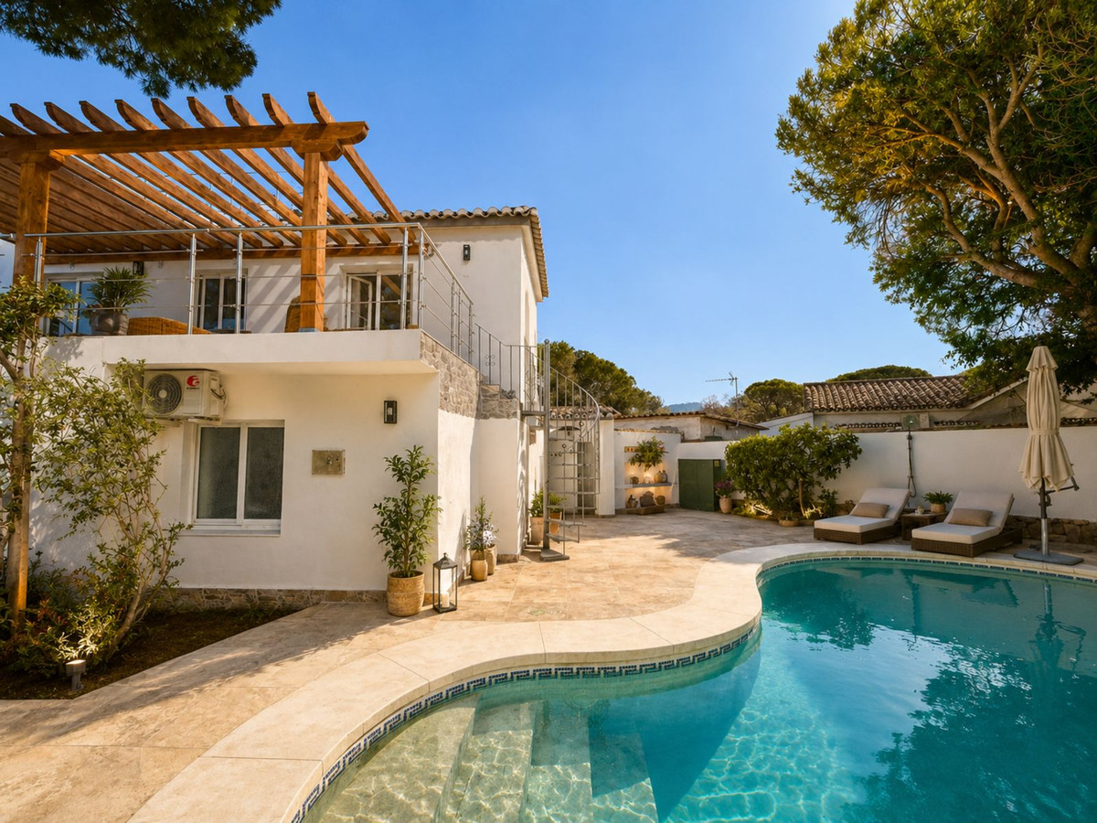 4 Bedroom Villa in Marbella - Photo 15