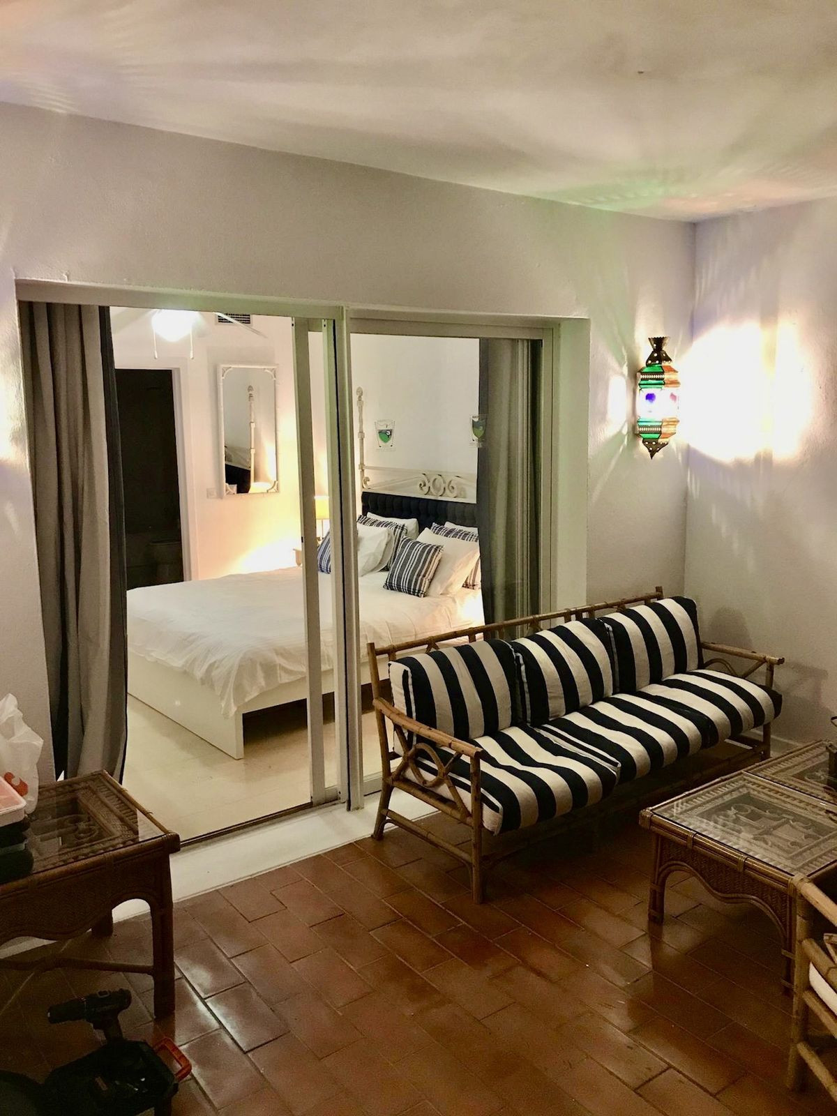 1 Bedroom Penthouse in Estepona - Photo 10