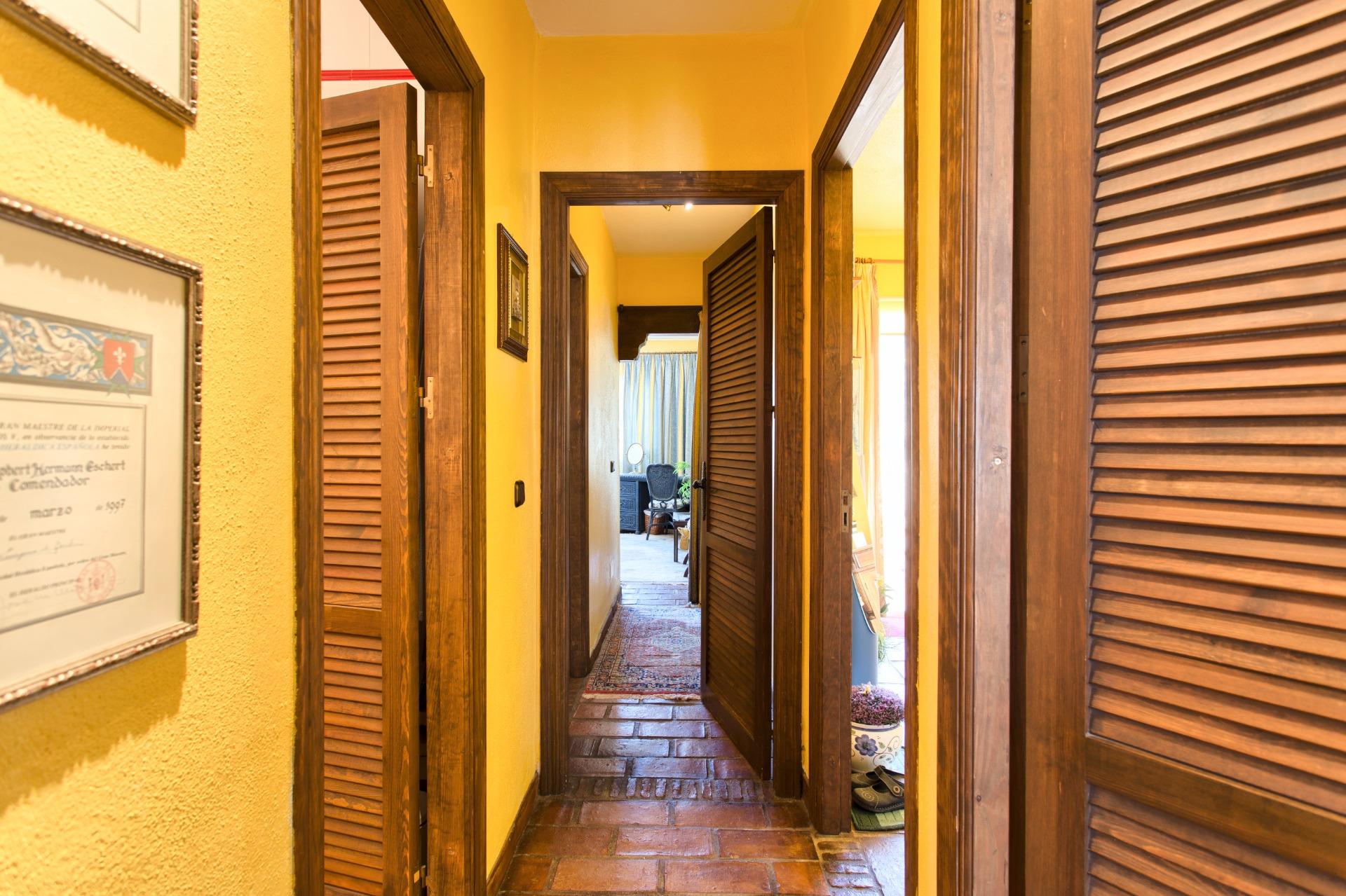 3 Bedroom Townhouse in Benahavís - Photo 14
