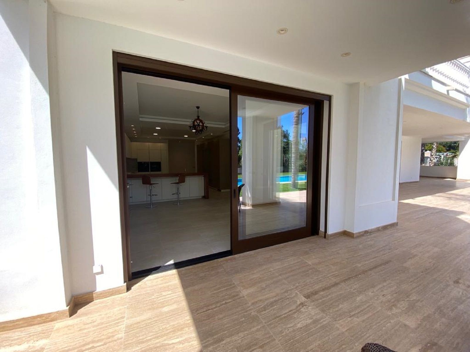 6 Bedroom Villa in Estepona - Фото 11