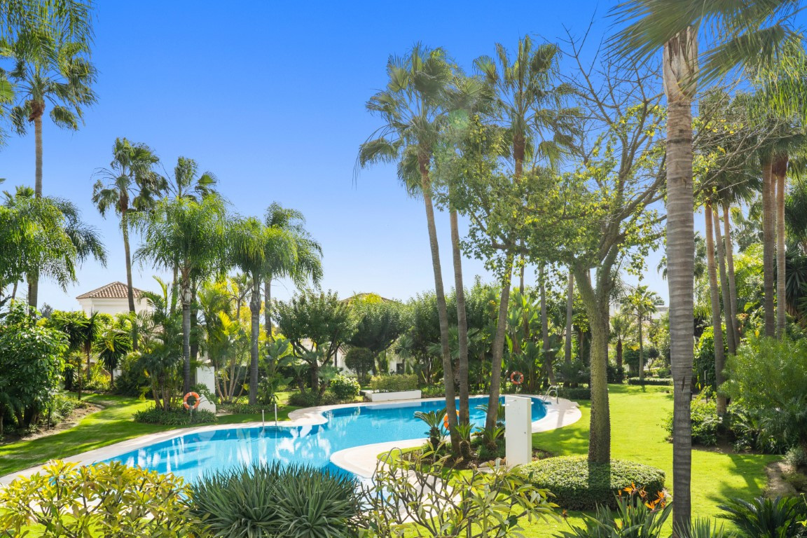 5 Bedroom Villa in Marbella - Photo 28