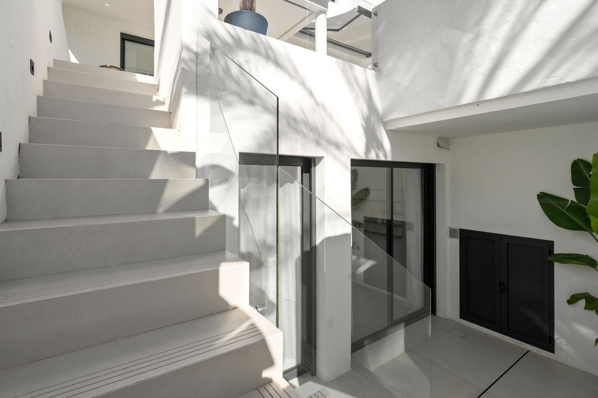 5 Bedroom Penthouse in Estepona - Foto 28