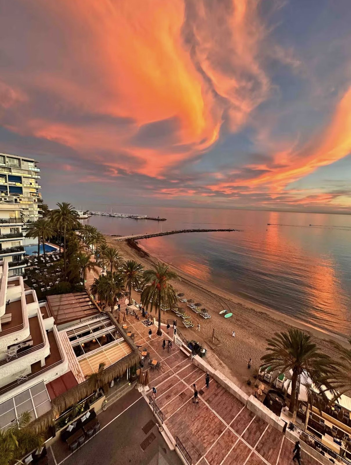2 Bedroom Apartment in Marbella