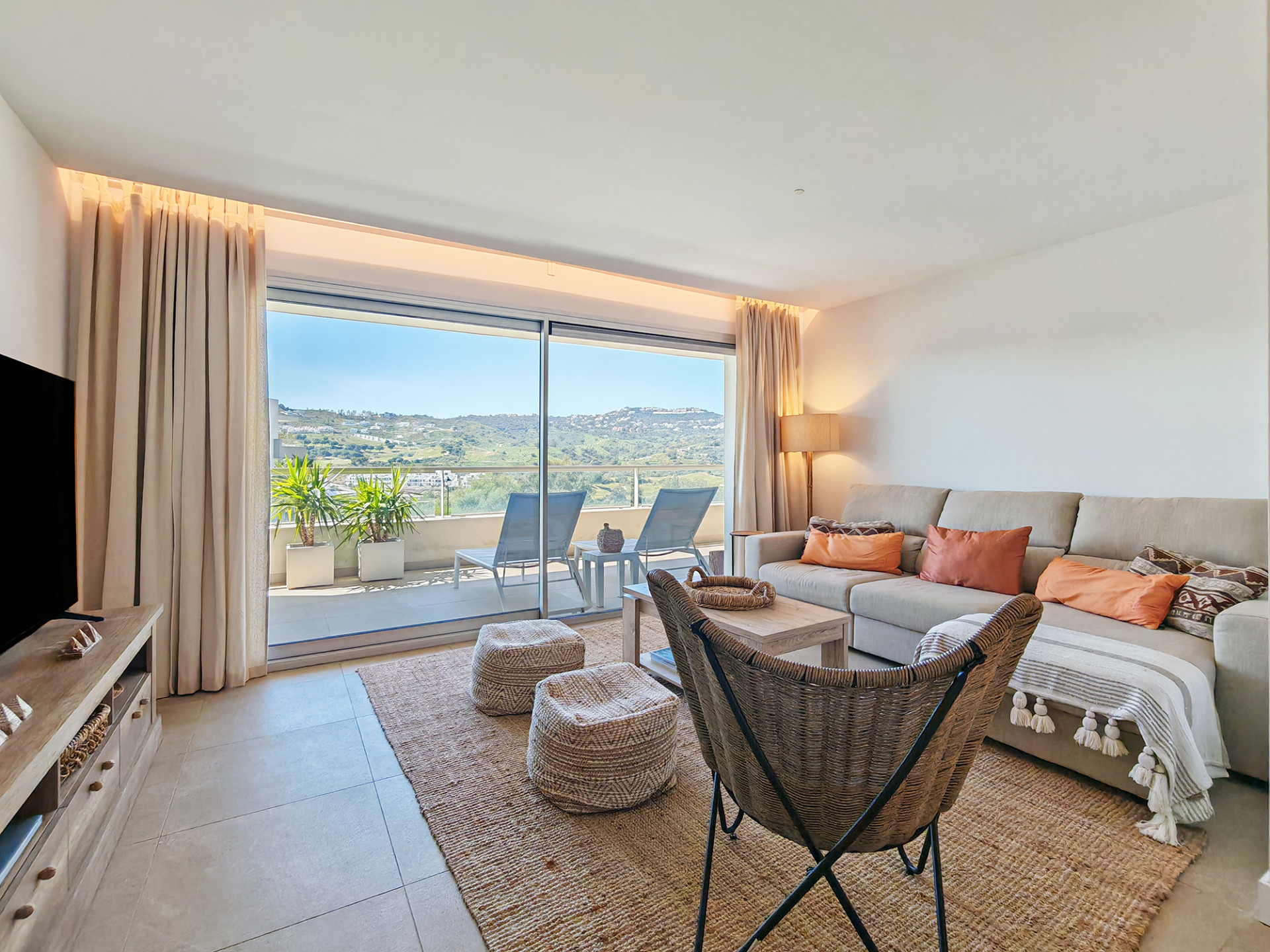 2 Bedroom Apartment in Mijas