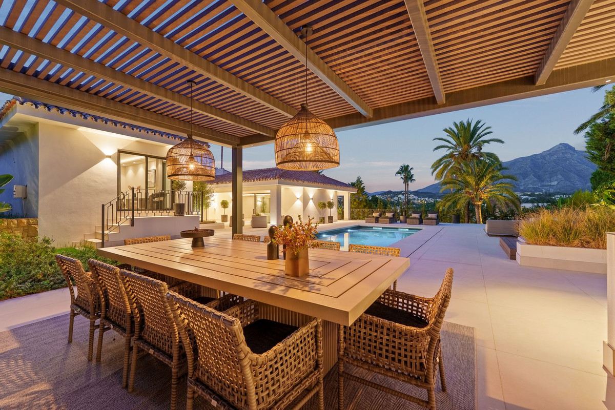 5 Bedroom Villa in Marbella - Photo 13