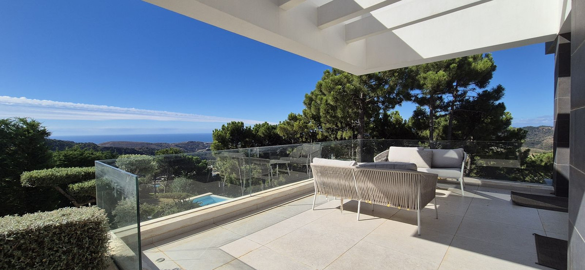 5 Bedroom Villa in Benahavís - Фото 12