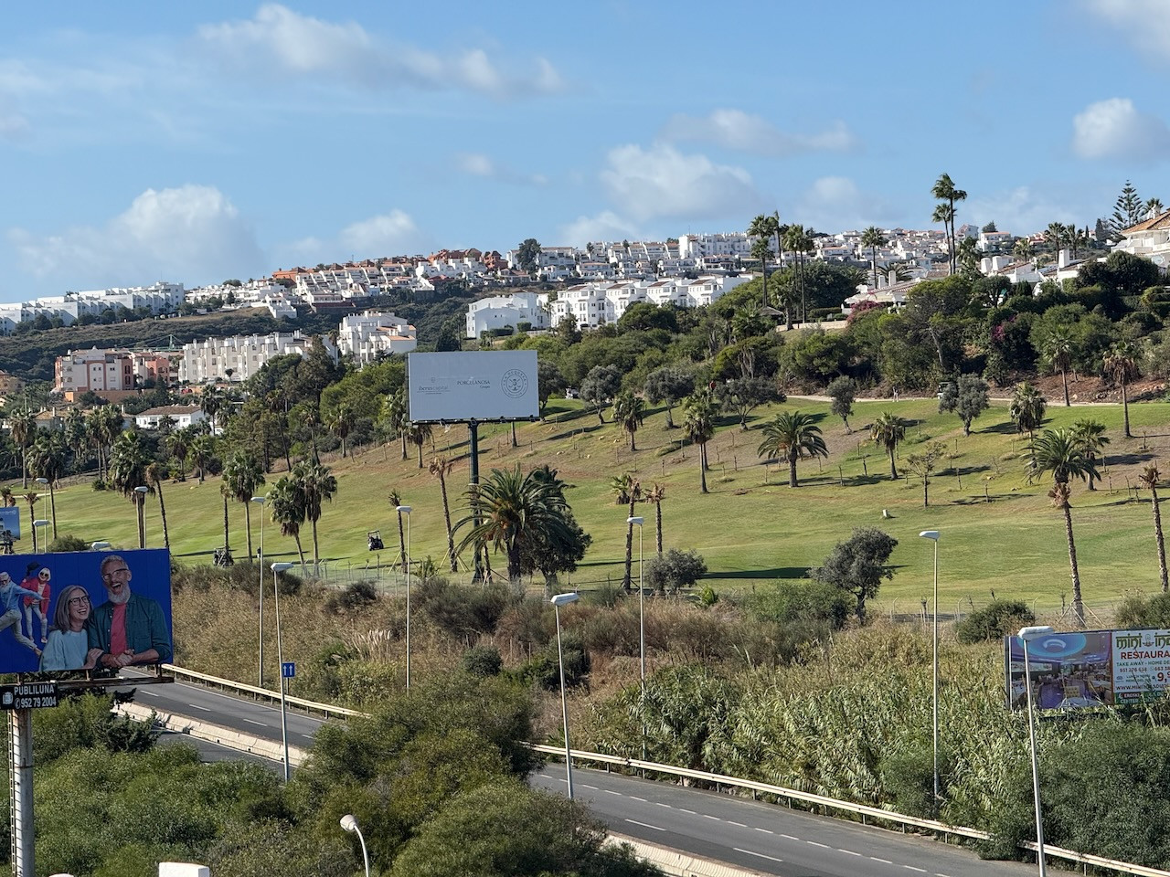 3 Bedroom Penthouse in La Duquesa - Photo 32