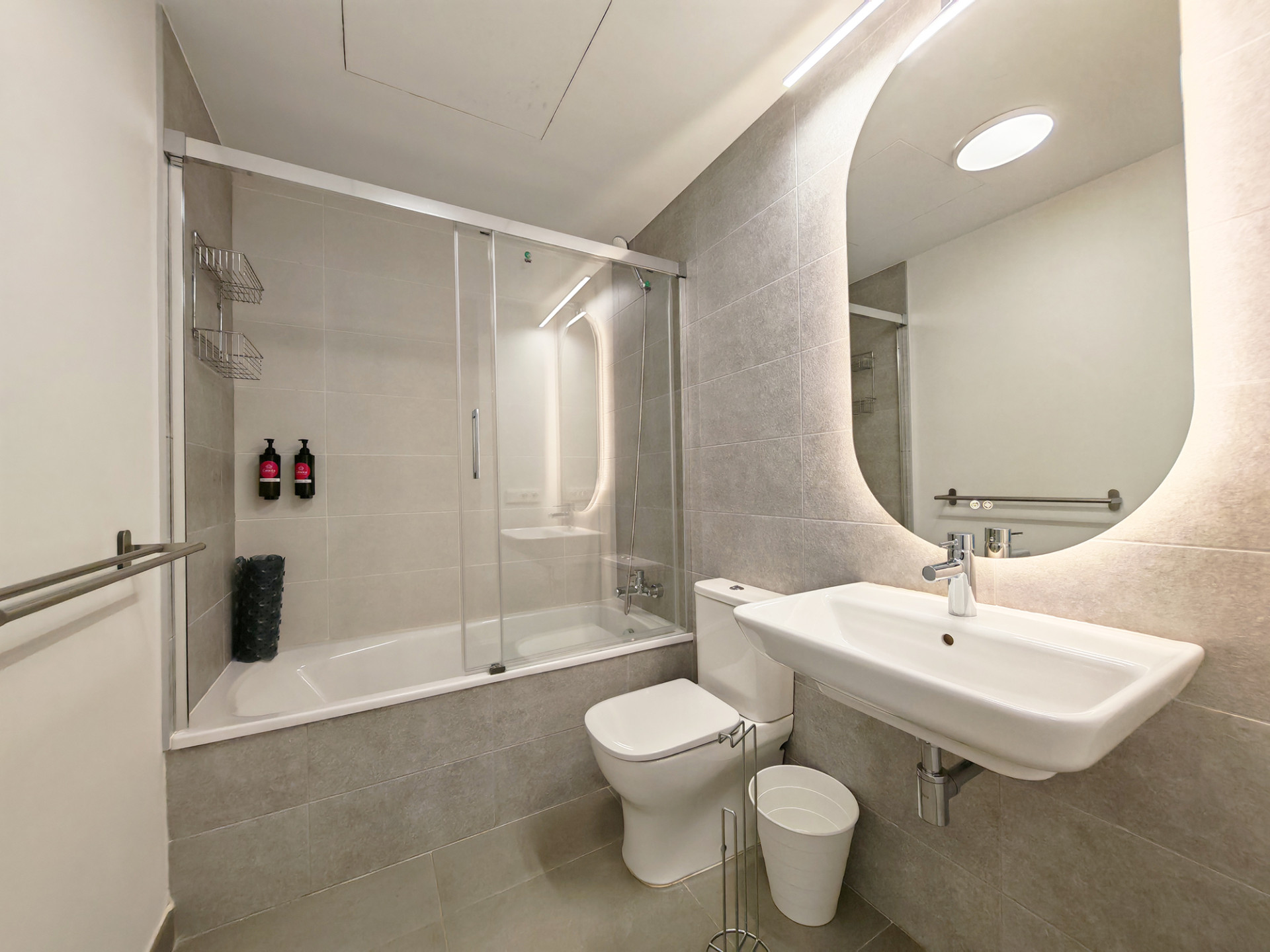 3 Bedroom Apartment in Estepona - Photo 15