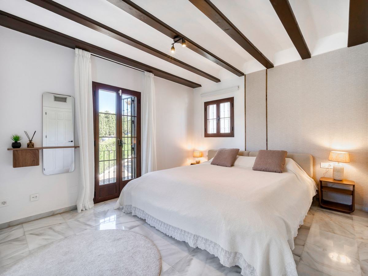 3 Bedroom Villa in Marbella - Photo 17