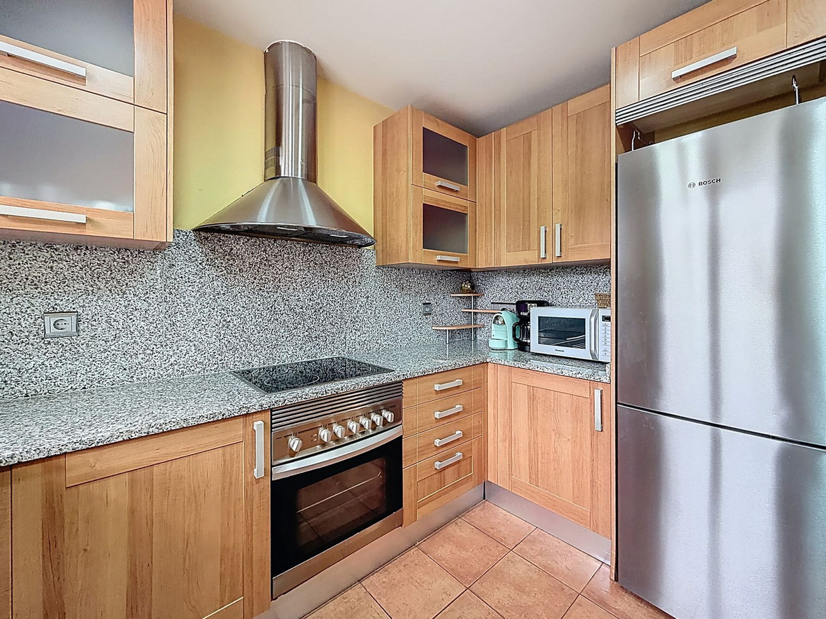 3 Bedroom Apartment in Estepona - Foto 19