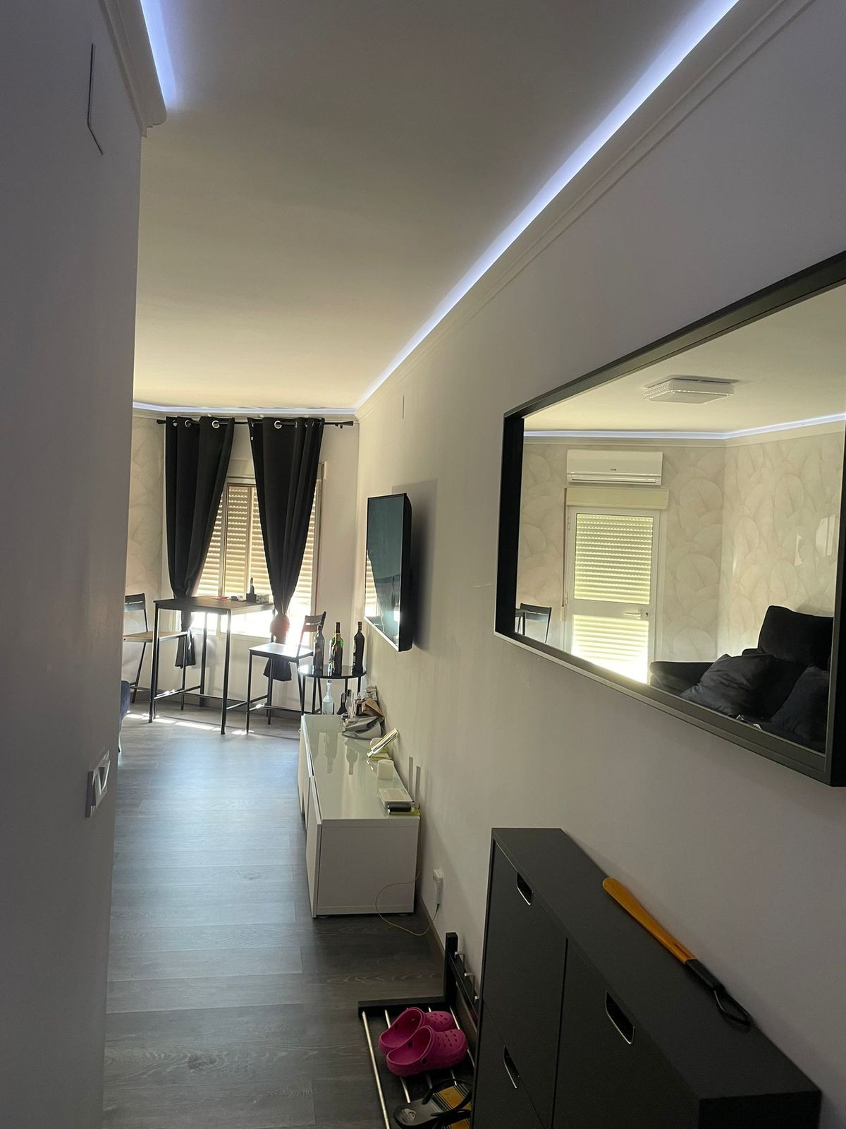 2 Bedroom Apartment in Marbella - Photo 4
