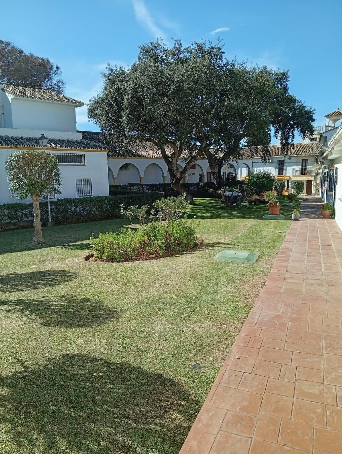 3 Bedroom Townhouse in Marbella - Photo 25