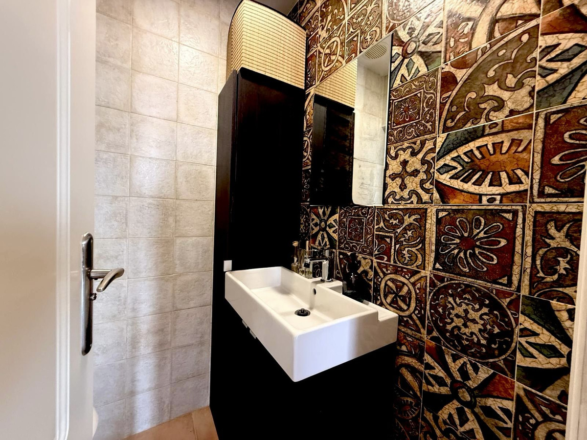 2 Bedroom Townhouse in Mijas - Photo 17