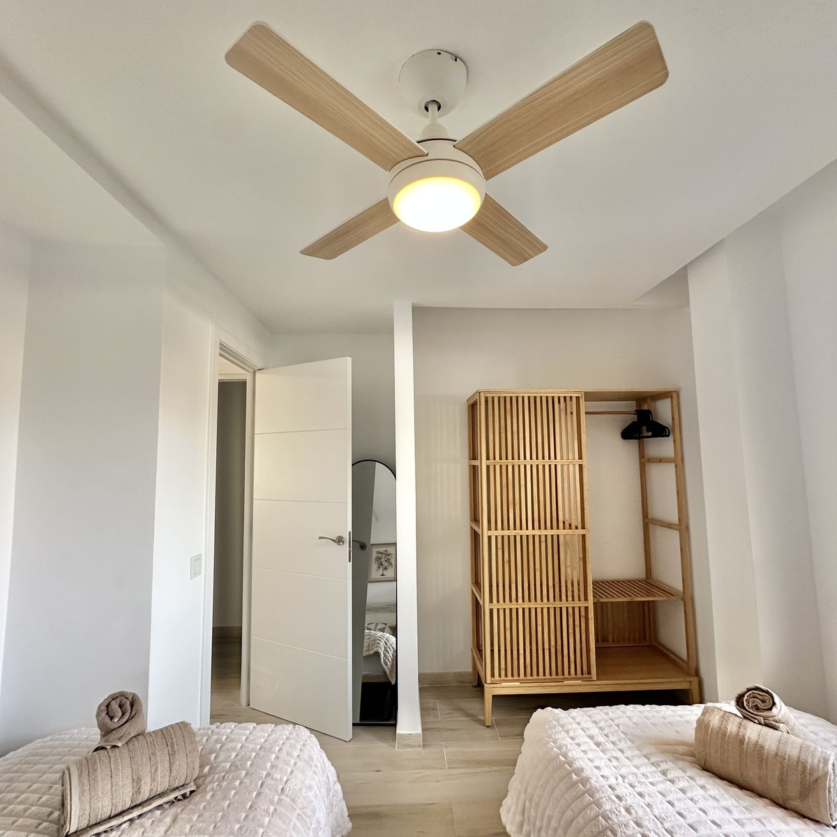 2 Bedroom Apartment in Mijas - Photo 23
