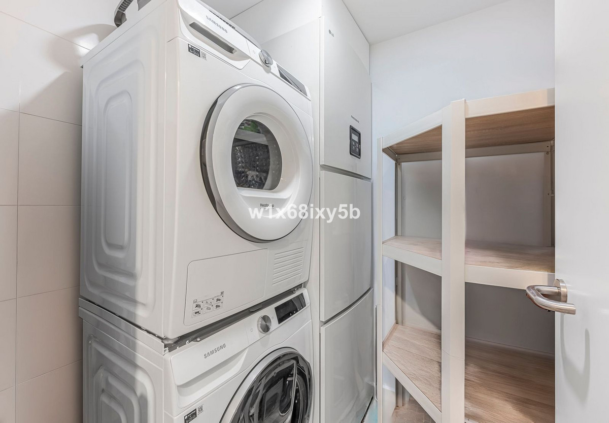4 Bedroom Apartment in Benahavís - Photo 38
