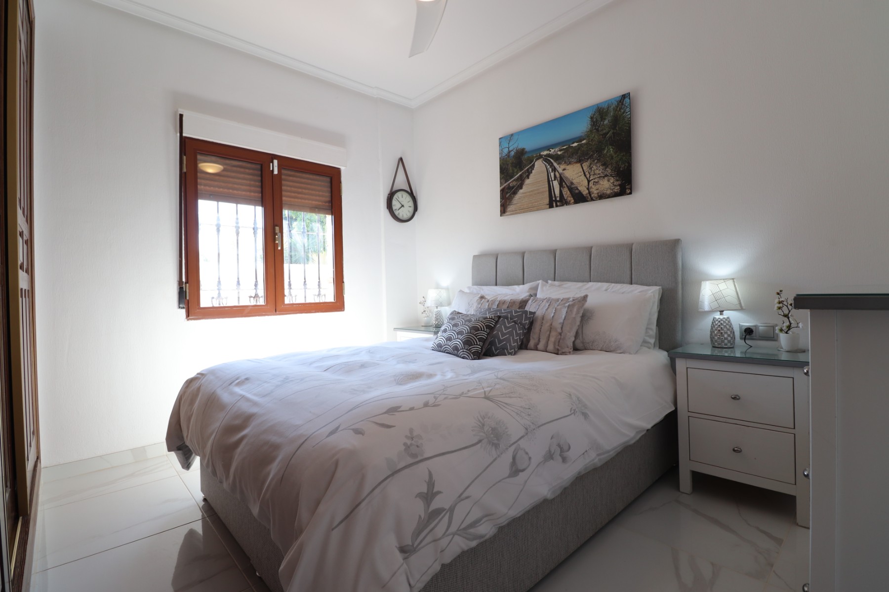 Villa con 3 camere con piscina a Alicante, Spagna – Foto 16