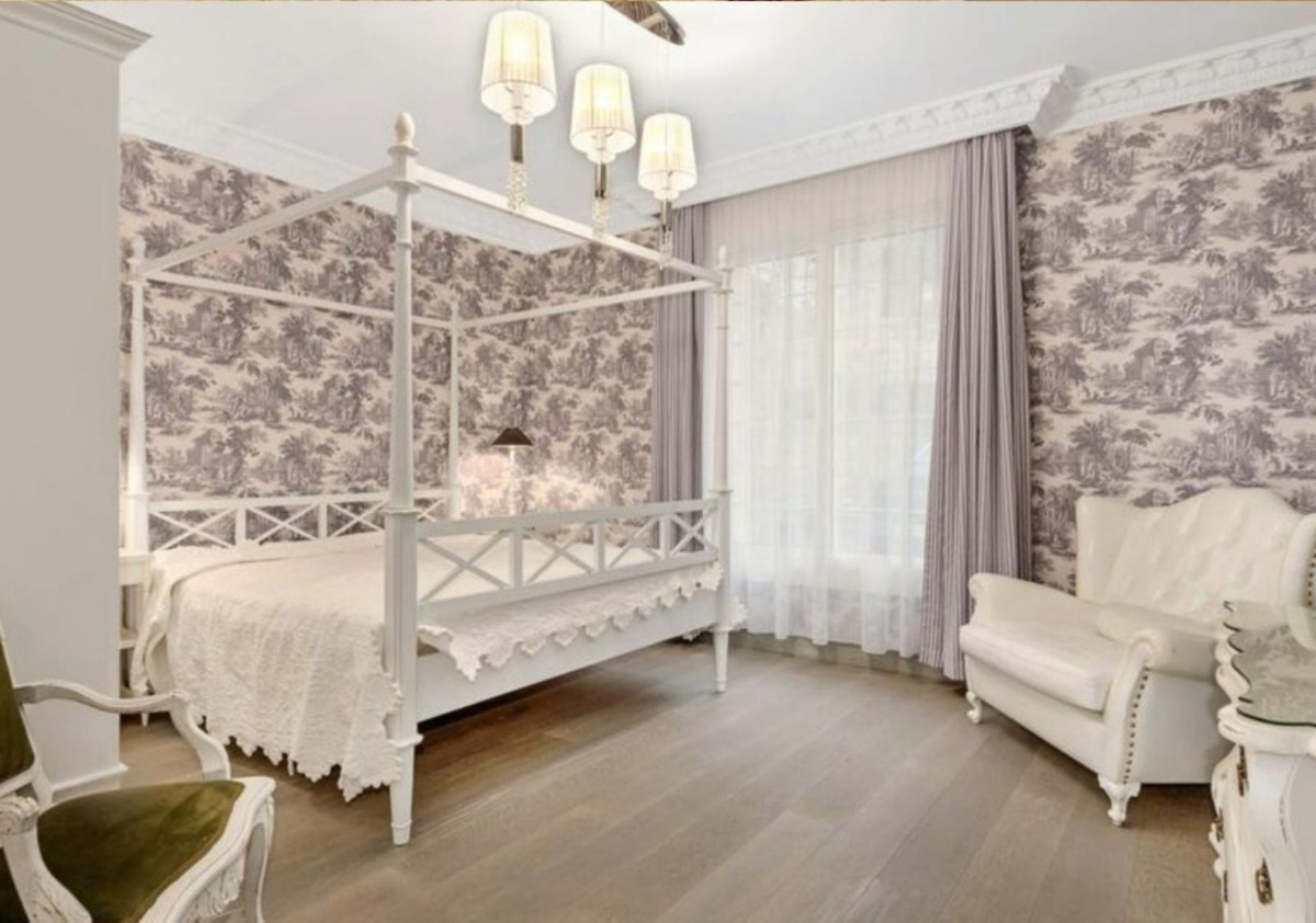 9 Bedroom Villa in Marbella - Photo 8