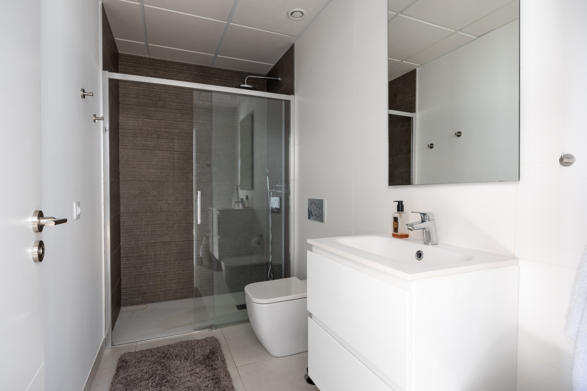 3 Bedroom Townhouse in Estepona - Photo 15