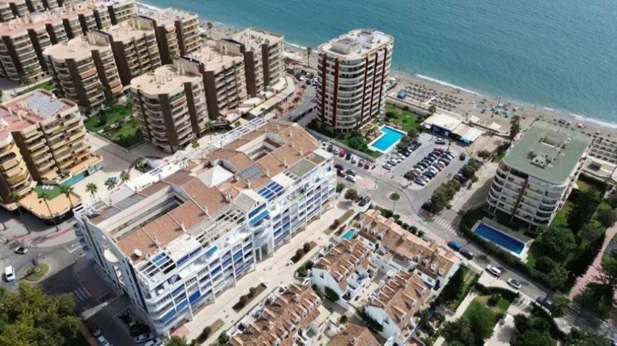 3 Bedroom Apartment in Fuengirola - Foto 23