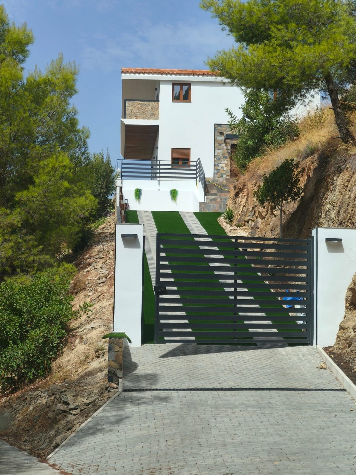 4 Bedroom Villa in Málaga - Photo 5