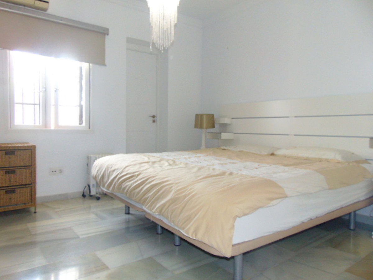 4 Bedroom Villa in San Pedro de Alcántara - Foto 14