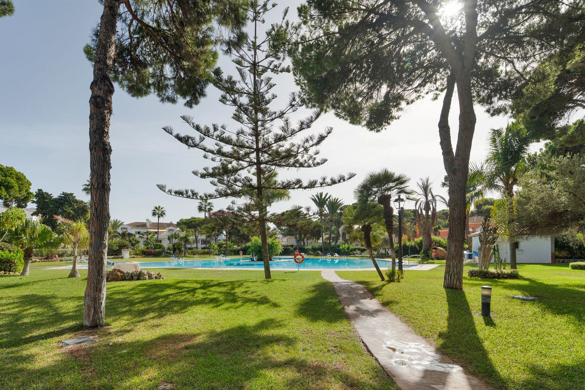 3 Bedroom Apartment in Benahavís - Foto 24
