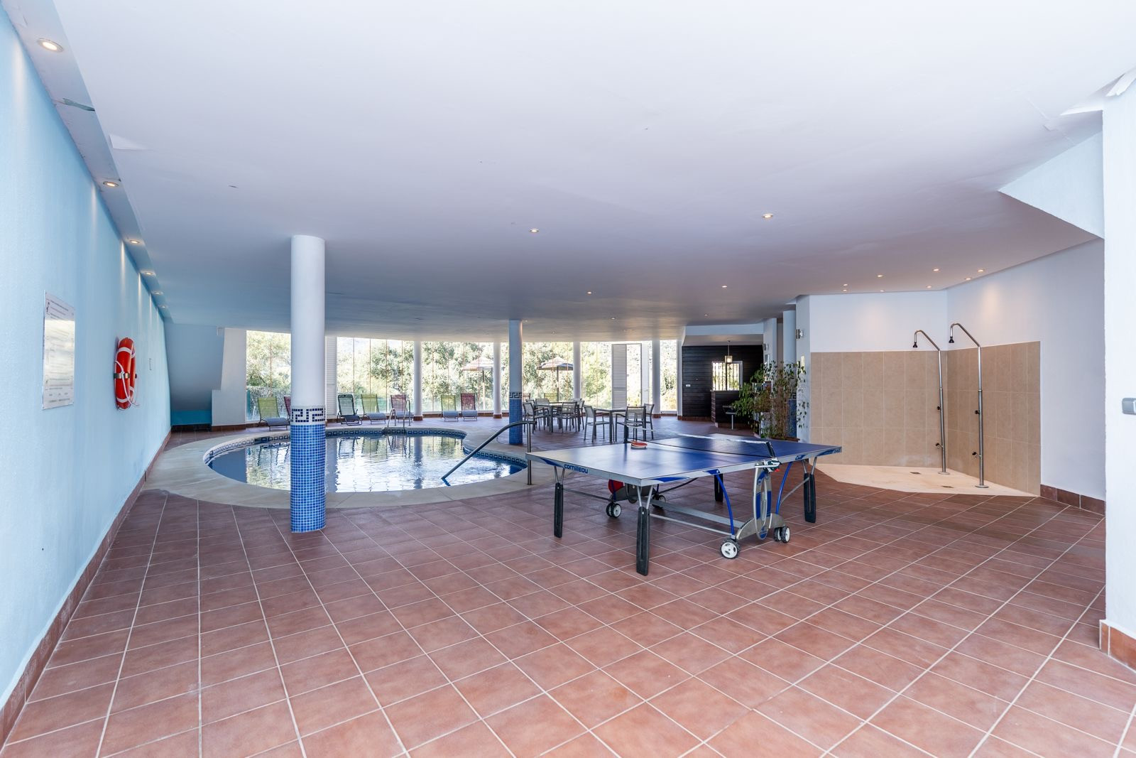 4 Bedroom Apartment in Benahavís - Photo 21
