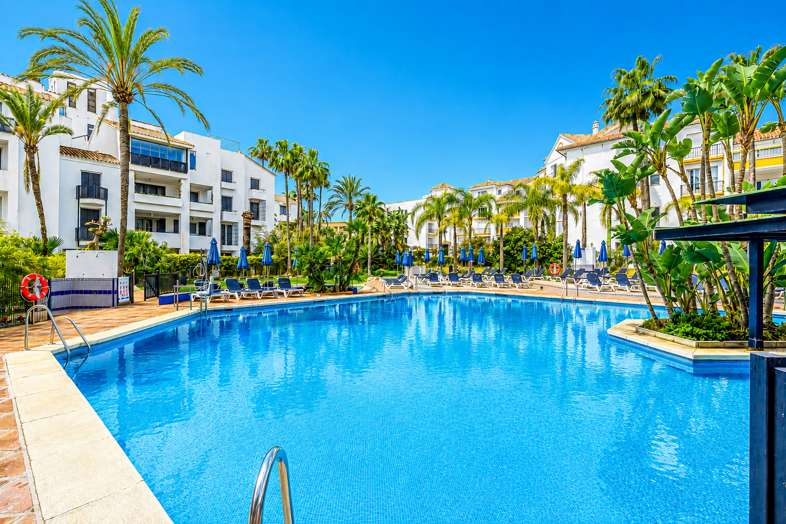 3 Bedroom Apartment in Marbella - Photo 17