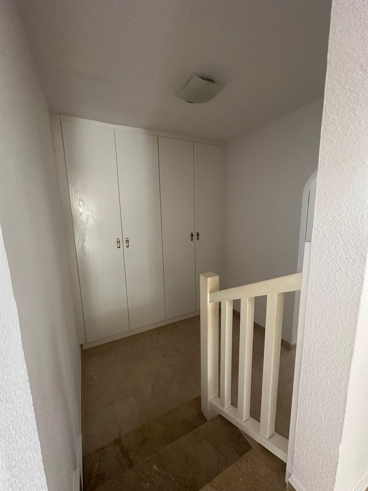 3 Bedroom Apartment in Marbella - Photo 16