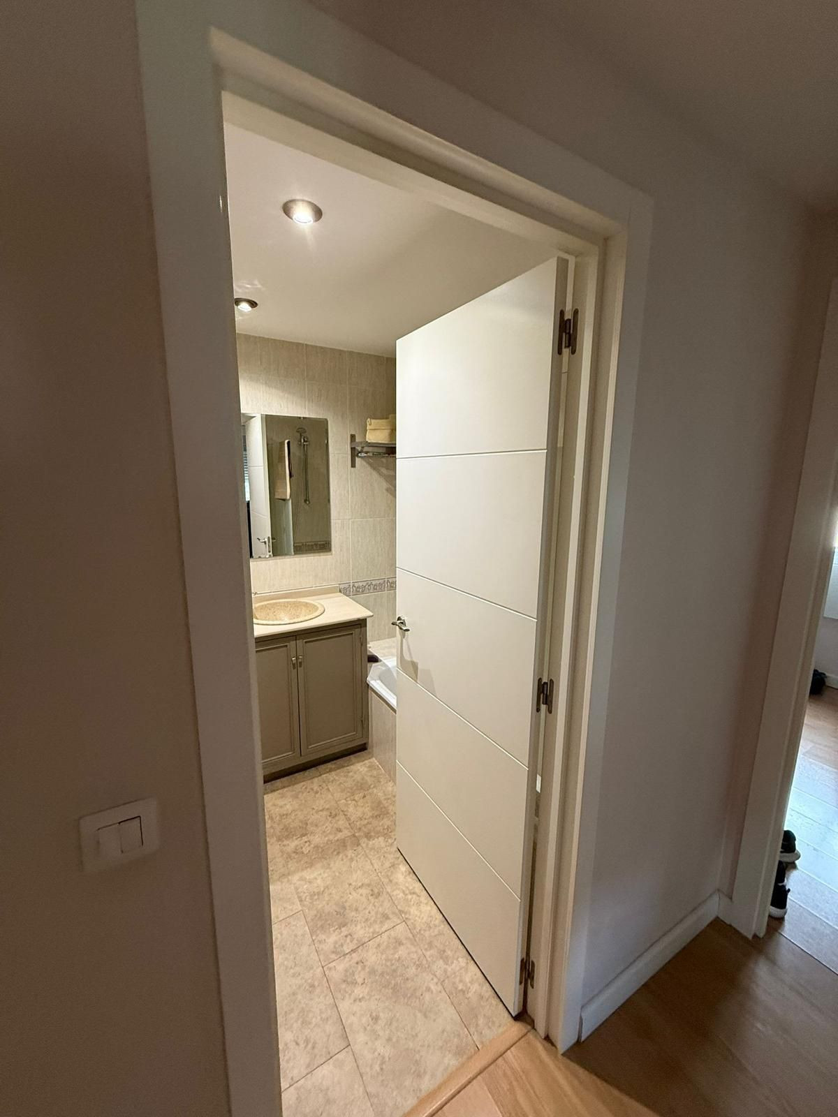 3 Bedroom Apartment in Marbella - Photo 25