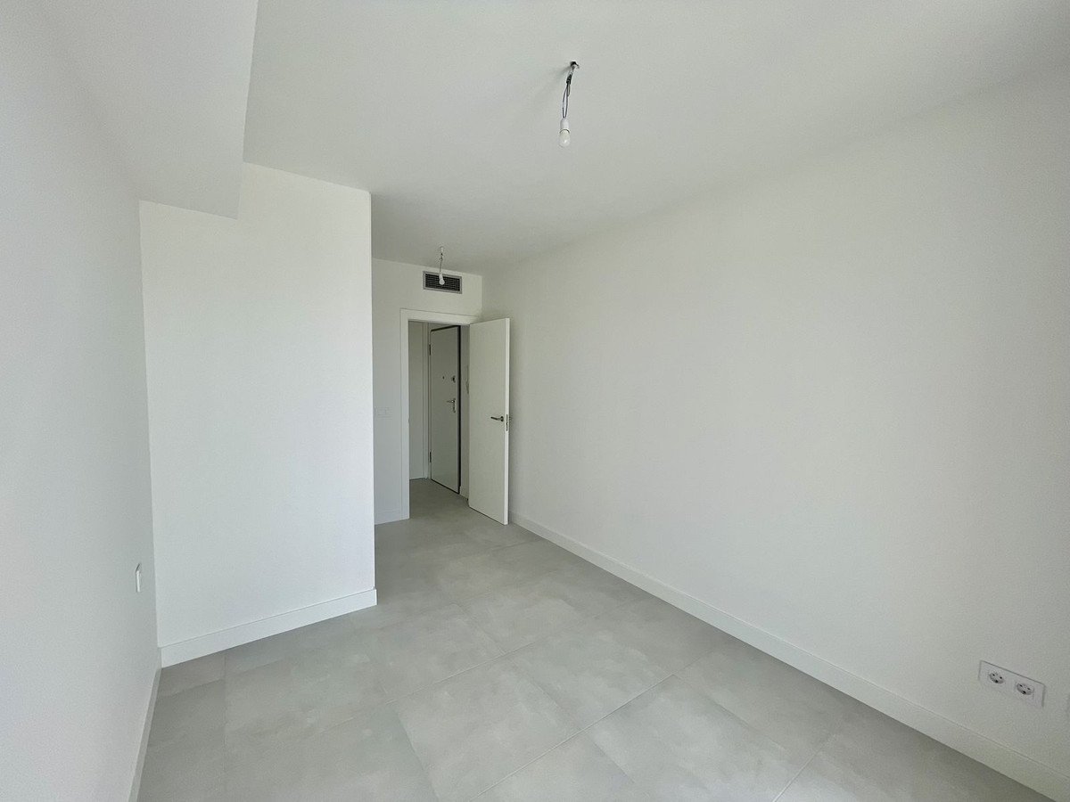 2 Bedroom Apartment in Manilva - Foto 21