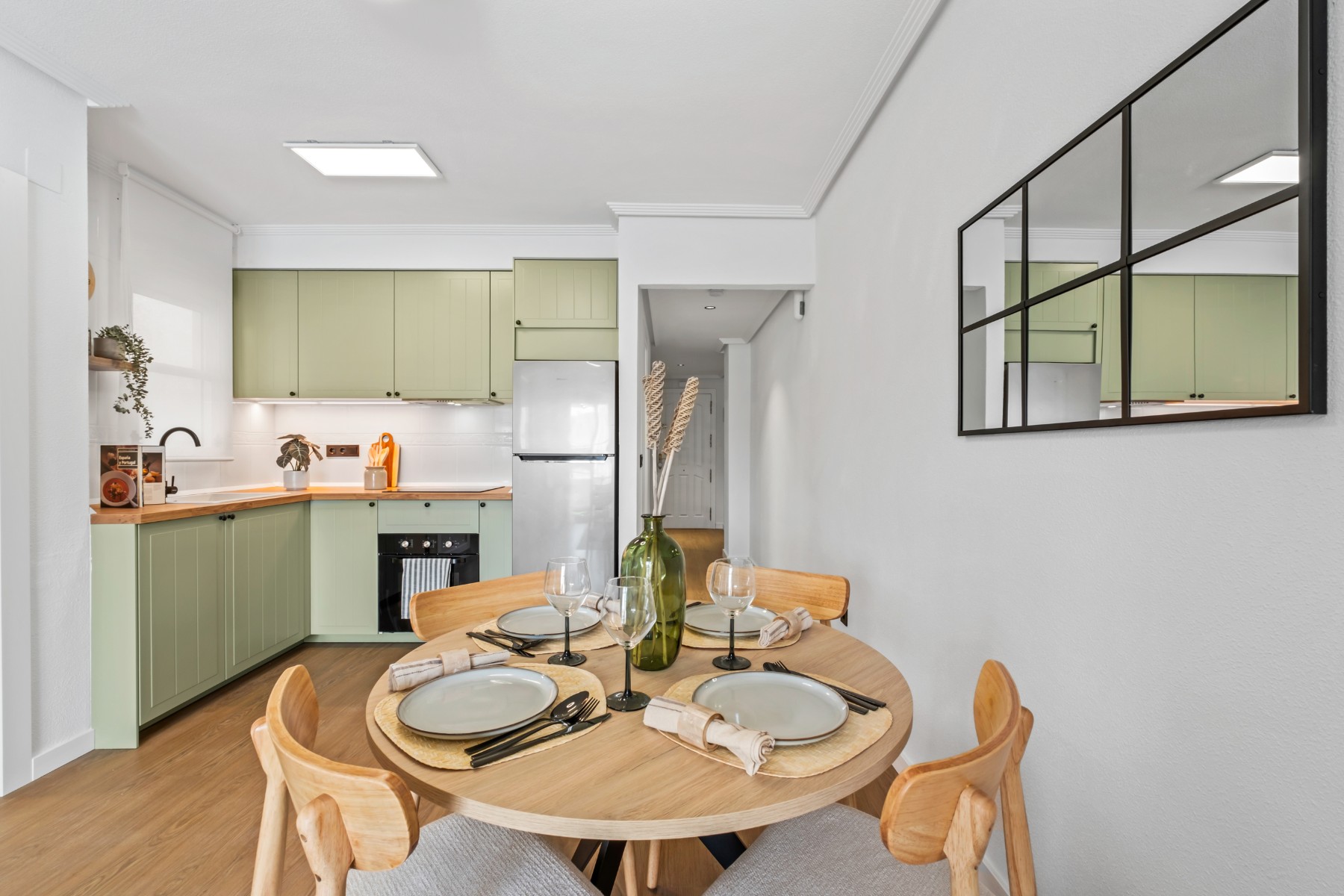 Apartamento com 2 quartos com piscina em Alicante, Espanha – Foto 2
