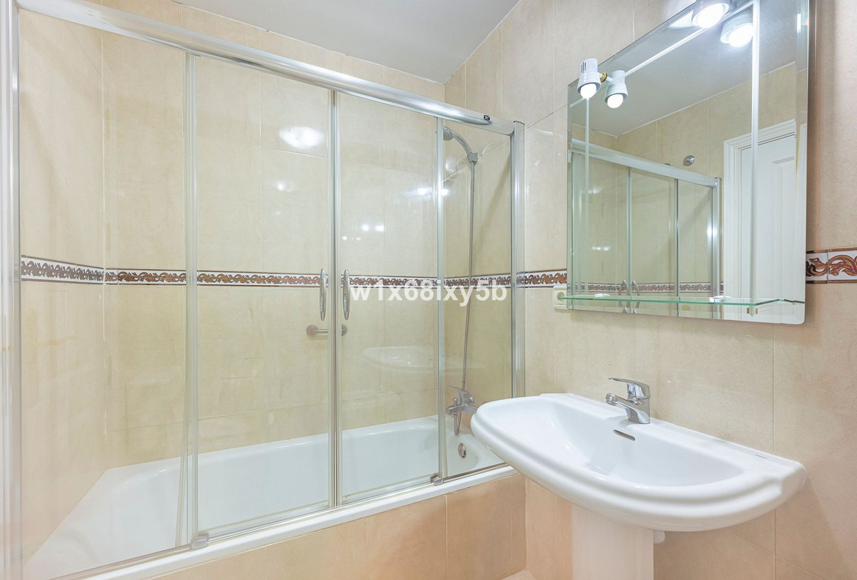 3 Bedroom Townhouse in Estepona - Фото 18