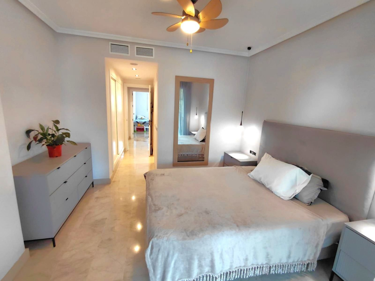 2 Bedroom Apartment in Marbella - Photo 15