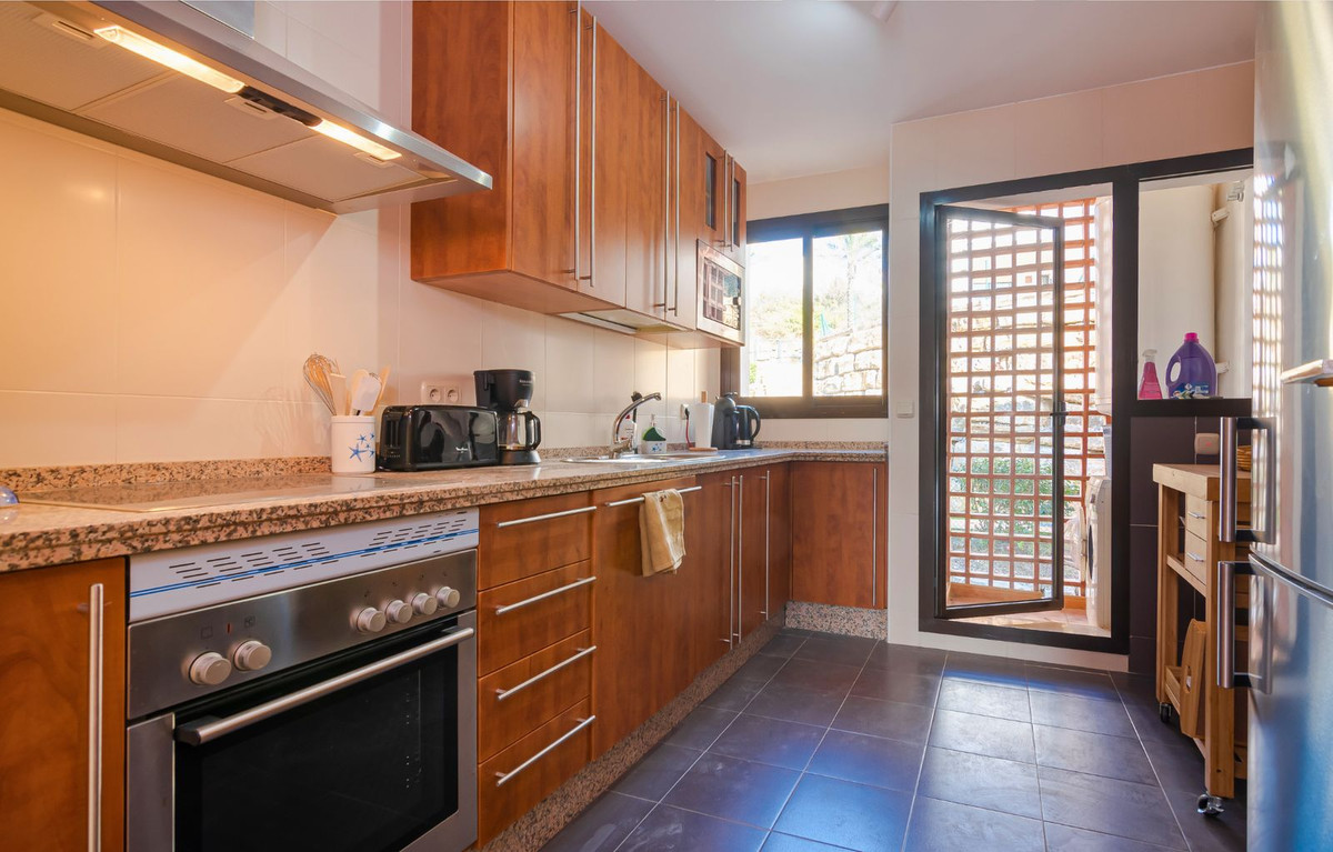 3 Bedroom Apartment in Casares - Photo 18