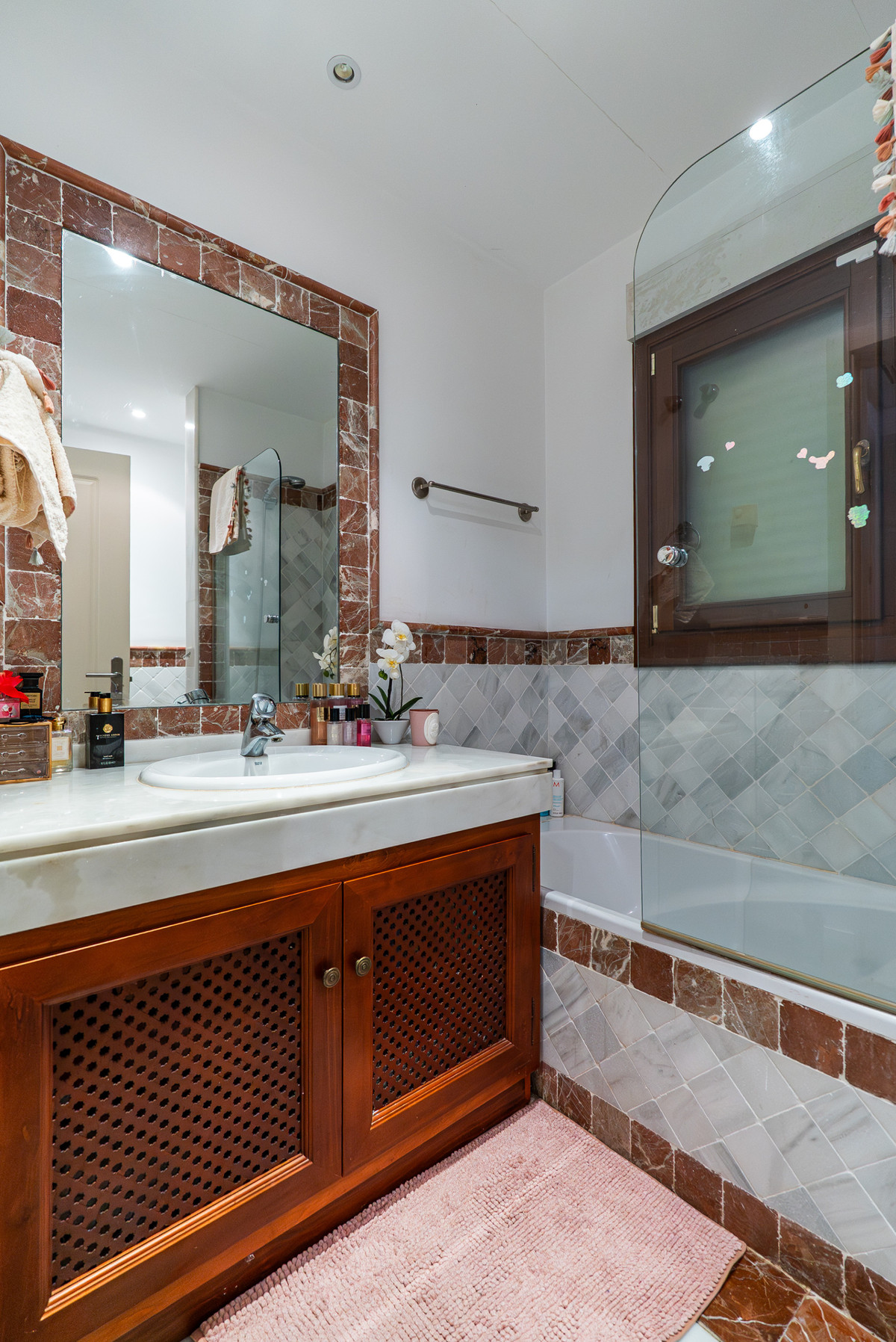 2 Bedroom Apartment in Marbella - Foto 16