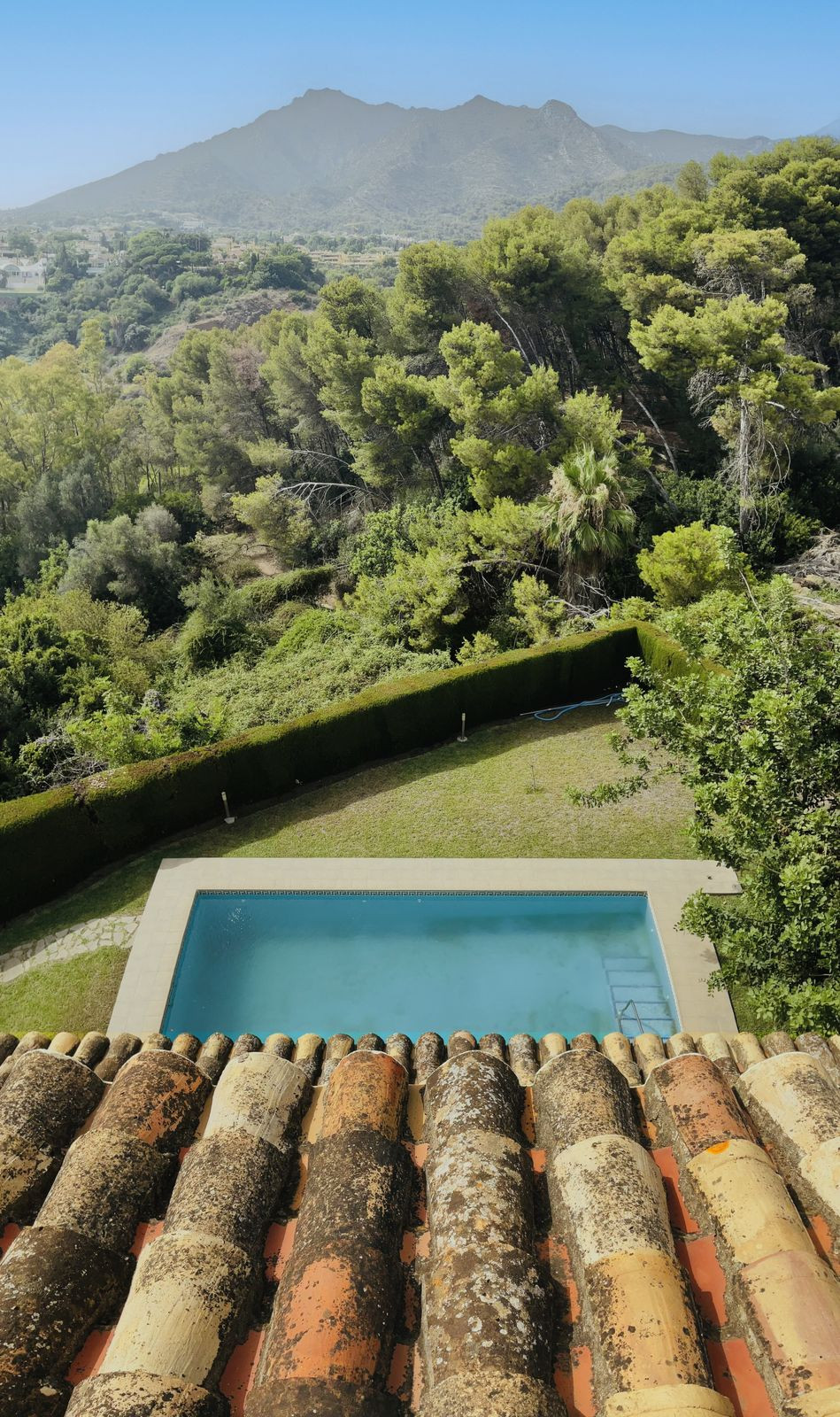 6 Bedroom Villa in Marbella - Photo 12