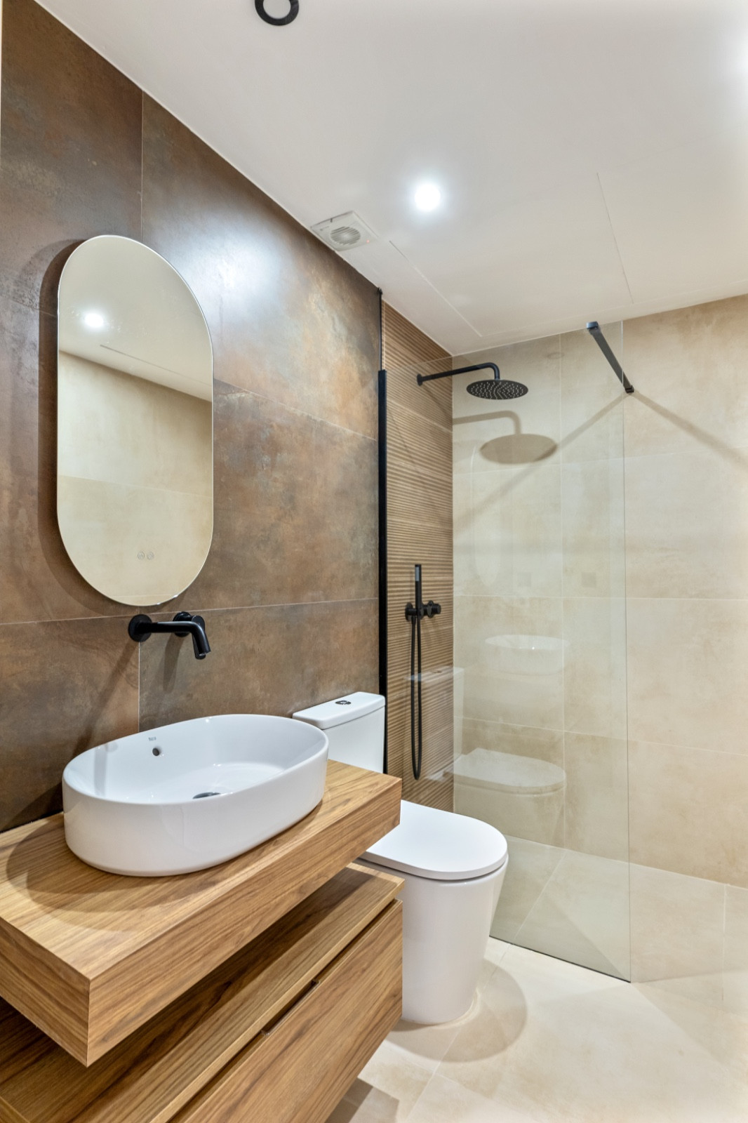 3 Bedroom Apartment in Marbella - Photo 12